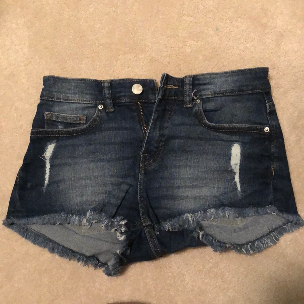 H & M Shorts